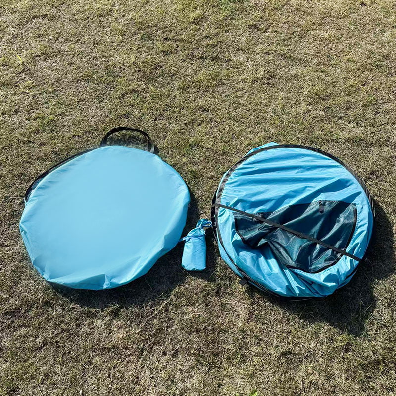 چادر ساحلی قابل حمل چند نفره در فضای باز